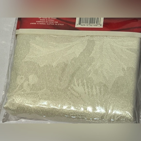 Set of 4 Ivory Yule Tidings Damask Dinner Napkins Linens n Things NOS - Picture 5 of 5